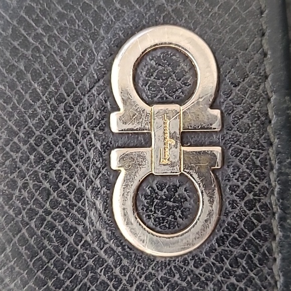 Salvatore Ferragamo walet - Picture 12 of 14